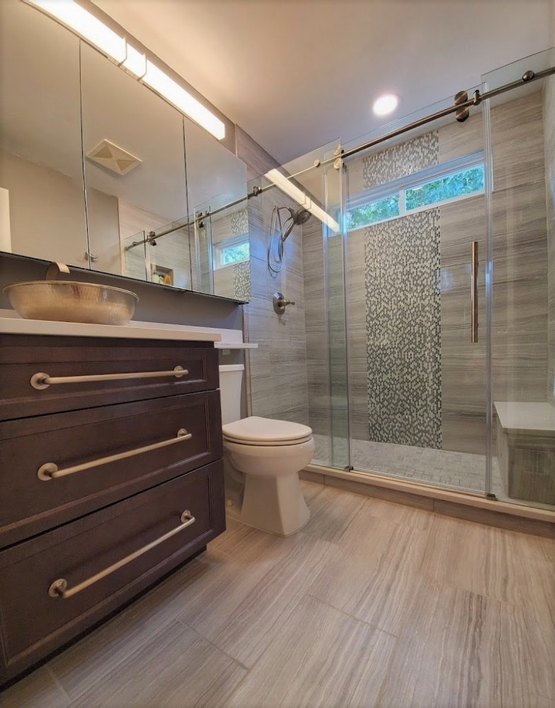 Tiny full bath with tons of storage